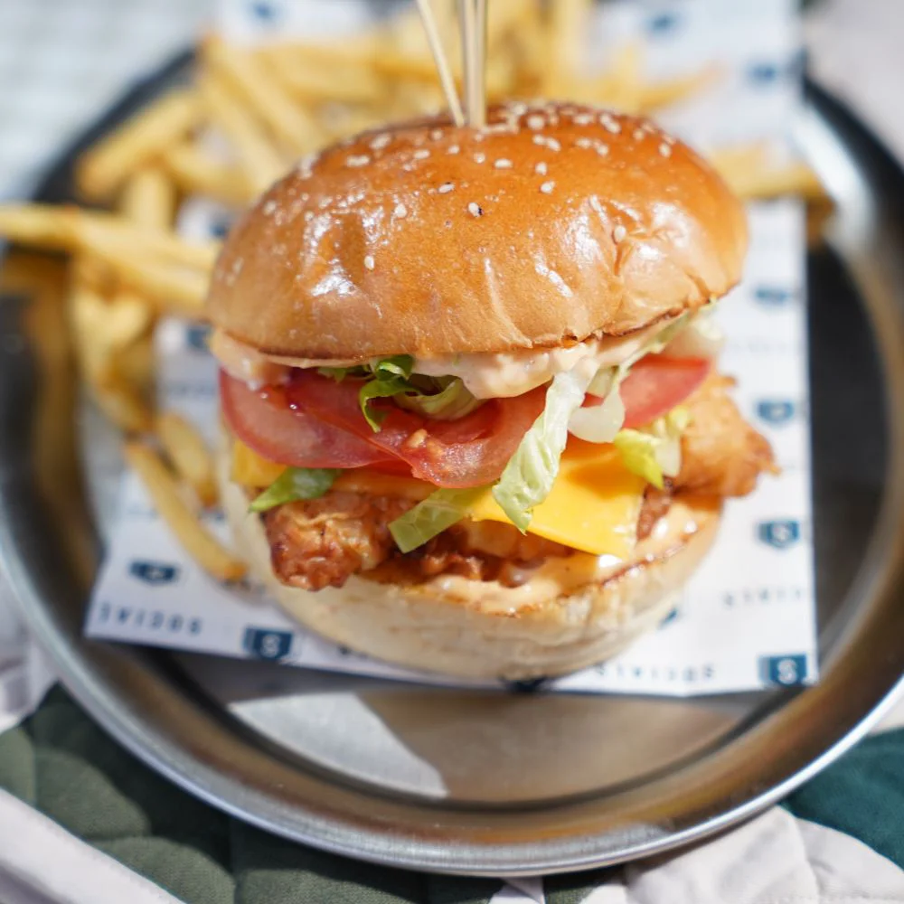 TENDER CHICKEN BURGER