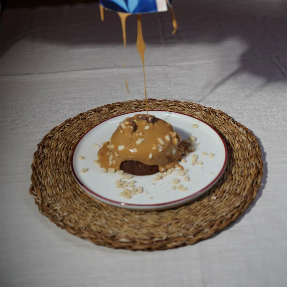 AUTHENTIC SNICKERS DESSERT