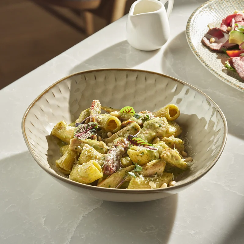 Pasta "Tovuqli rigatoni pesto"