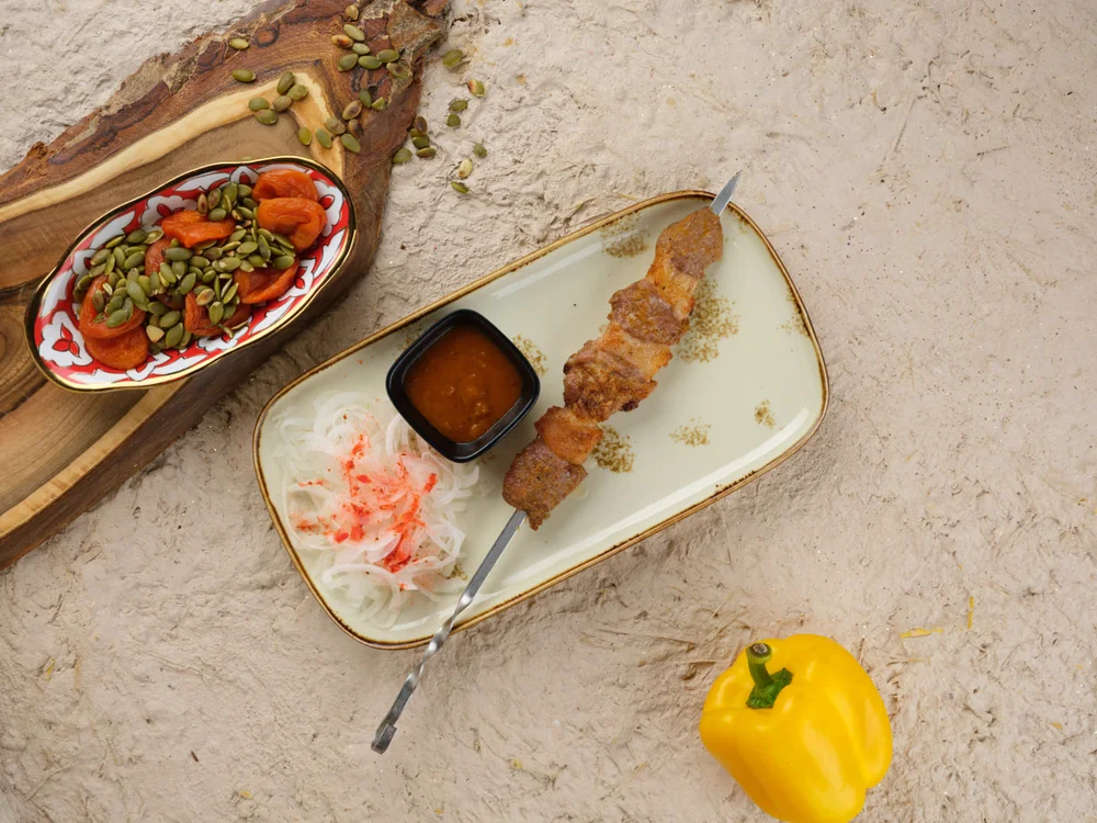 Qo‘y go'shtidan shashlik