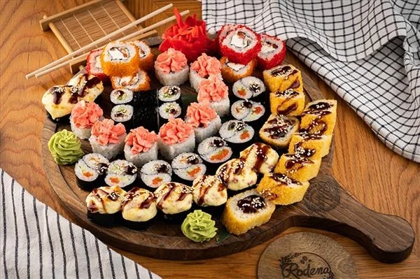 Assorti sushi set