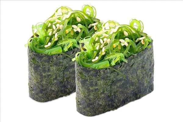 Chuka salatli gunkan