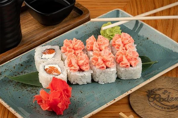 Lava roli