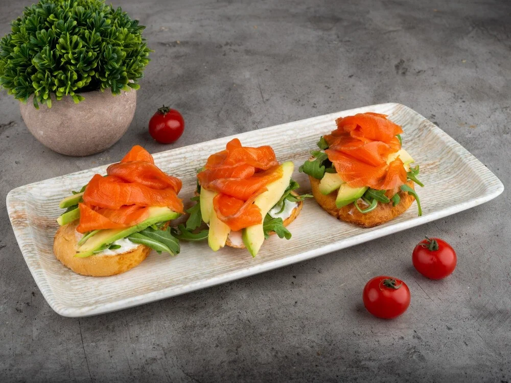 Мини брускетта с красной рыбой (3шт)