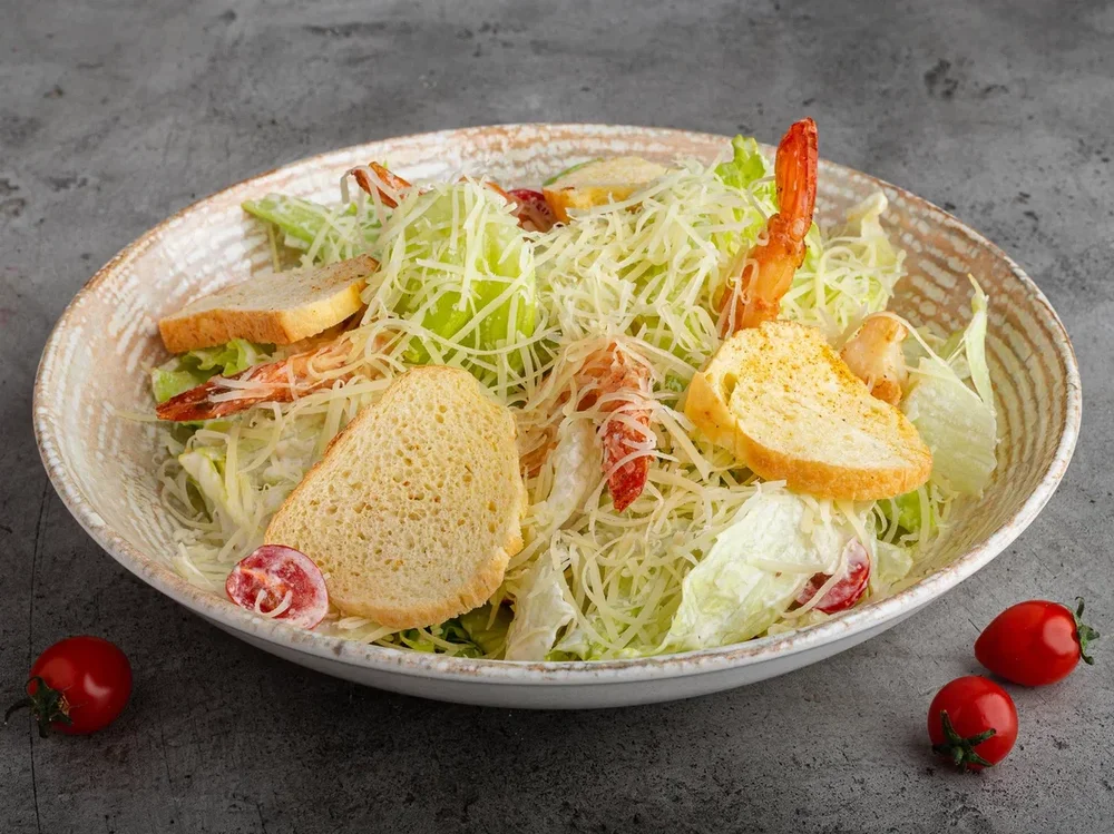 Салат Цезарь с курицей